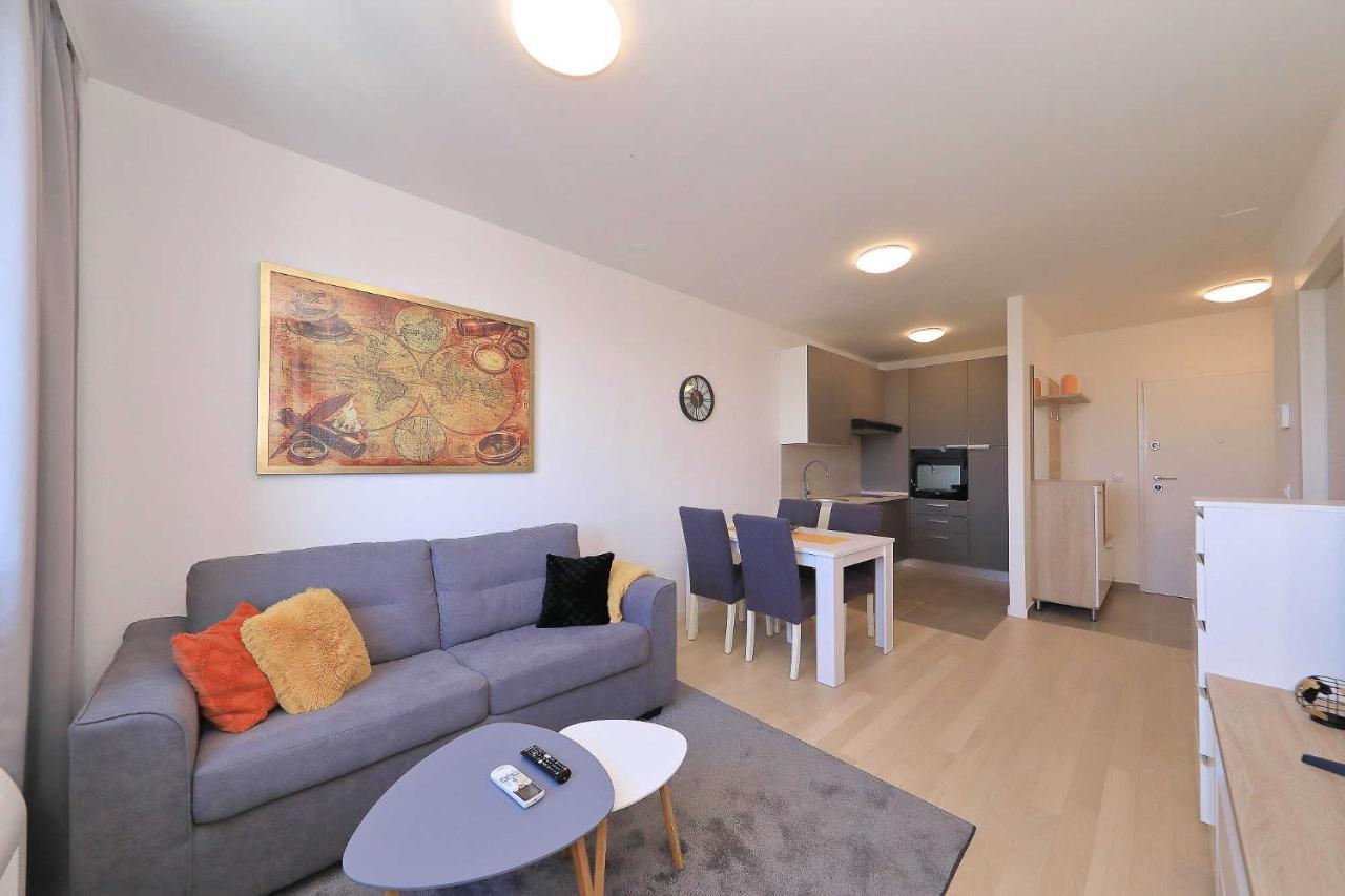Appartamento Kostela Zara Esterno foto